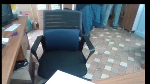 Bruchus online show from 02/10/26, 07:34