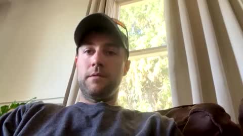 Snapshot of fuckleberries chatting on 04/27/26, 02:37 fuckleberries online show from 04/27/26, 02:37