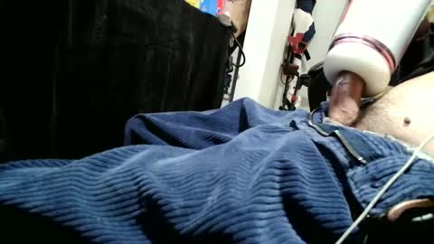 fuckmeallday1975 online show from 04/28/26, 07:02
