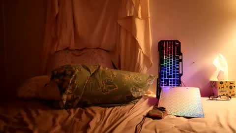 fuckmypussyplz1 online show from 04/25/26, 09:45