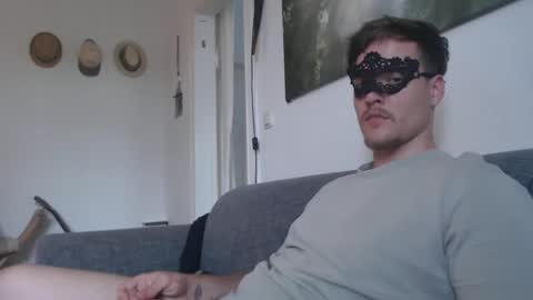 Snapshot of fuckordie1312 chatting on 05/19/26, 04:46 fuckordie1312 online show from 05/19/26, 04:46