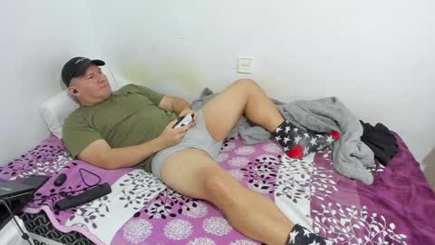 Snapshot of fuckynations chatting on 01/27/25, 06:41 Fuckdirtymen online show from 01/27/25, 06:41