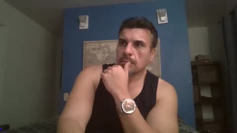 fuego1ento22 online show from 01/31/25, 09:37