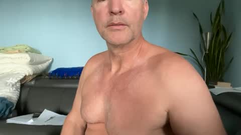 Snapshot of fuertecock chatting on 06/26/26, 11:09 Gregorio online show from 06/26/26, 11:09
