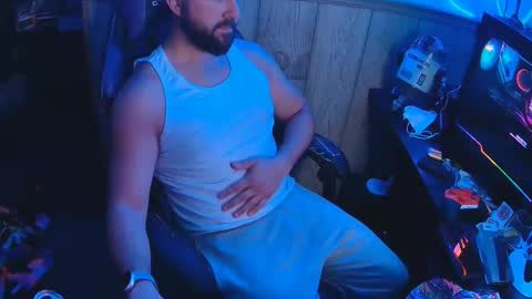 Snapshot of fufupop chatting on 10/27/25, 12:04 fufupop online show from 10/27/25, 12:04