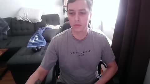 Snapshot of fululandready chatting on 02/20/25, 04:25 fullandready online show from 02/20/25, 04:25