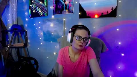 Snapshot of funafterdark13 chatting on 02/01/25, 09:21 Princess Nellie Captain Simon online show from 02/01/25, 09:21