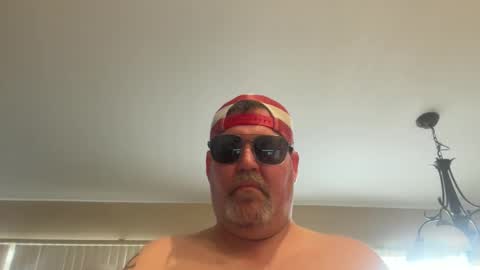 Snapshot of funcoltscouple24 chatting on 02/23/26, 02:58 ChillCouple online show from 02/23/26, 02:58