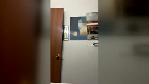 Linnys Palace online show from 03/26/26, 04:23