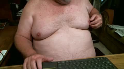 Snapshot of funlovinchub chatting on 01/04/25, 05:05 funlovinchub online show from 01/04/25, 05:05