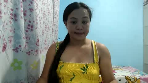 Snapshot of funluvnpinay4u chatting on 05/07/26, 02:00 MAE online show from 05/07/26, 02:00