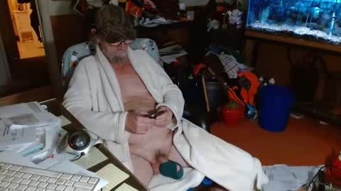 Snapshot of funmike2000 chatting on 02/05/26, 01:10 mike online show from 02/05/26, 01:10