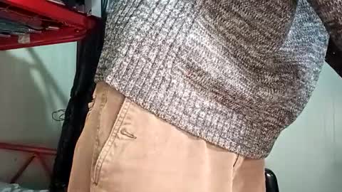 Italian men online show from 12/05/25, 10:57