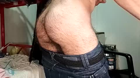 Italian men online show from 03/03/26, 02:01