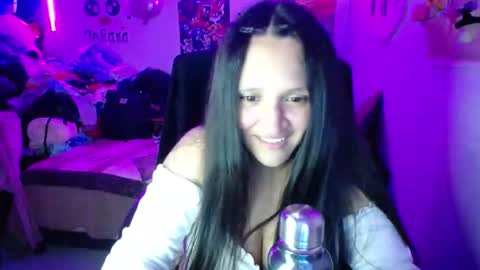 Linda Cataleya-  mackenzie girls online show from 09/21/25, 02:35