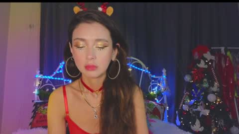 Snapshot of funny_whotsss chatting on 12/26/24, 10:31 Tiffany online show from 12/26/24, 10:31
