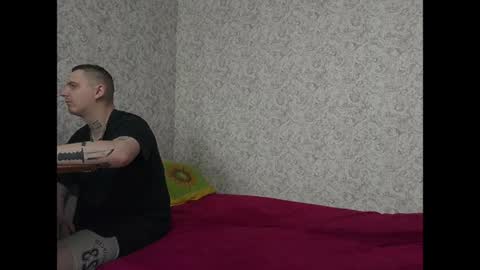 funnyguyshere online show from 04/20/26, 09:12