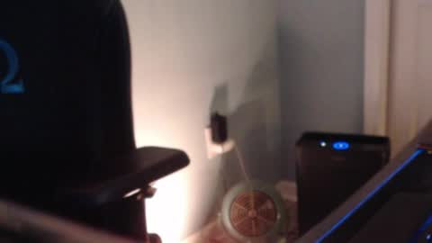 Snapshot of funnyme1234 chatting on 05/18/26, 04:07 jerry online show from 05/18/26, 04:07