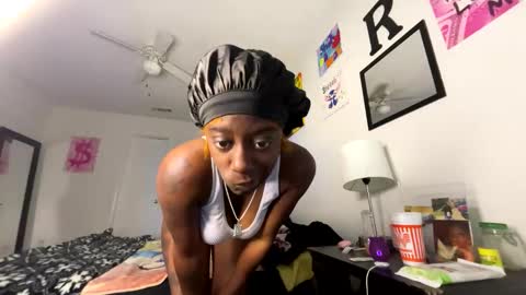 Funsiizebratt  online show from 11/29/25, 06:55