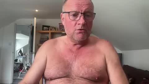 Snapshot of funtime88888 chatting on 09/11/25, 01:11 funtime88888 online show from 09/11/25, 01:11