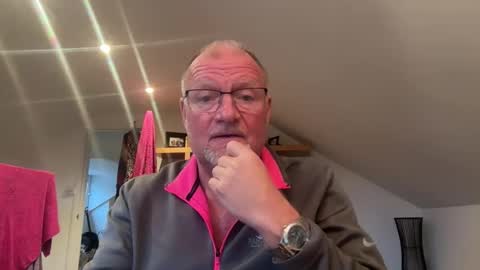 Snapshot of funtime88888 chatting on 12/18/25, 02:56 funtime88888 online show from 12/18/25, 02:56