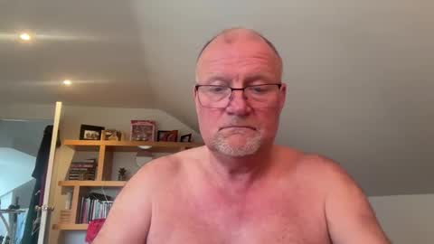 funtime88888 online show from 04/15/26, 03:52