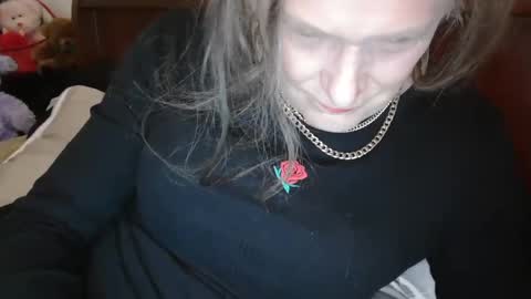 Snapshot of funtimetgirl chatting on 01/26/25, 10:23 Jessie Love online show from 01/26/25, 10:23