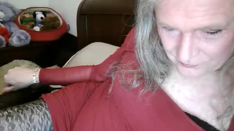 Jessie Love online show from 04/12/26, 09:25