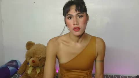 LIL LEE online show from 11/11/25, 03:06