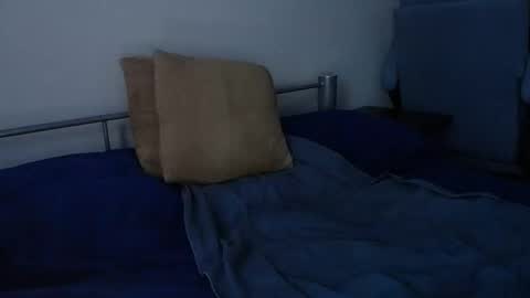 furbeef4lad80 online show from 11/26/25, 03:57