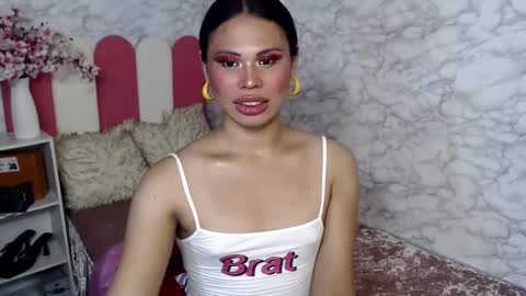 Snapshot of fuschiafucker chatting on 02/19/25, 05:16 fuschiafucker online show from 02/19/25, 05:16