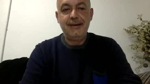 Snapshot of futbolin95 chatting on 05/04/26, 10:50 futbolin95 online show from 05/04/26, 10:50