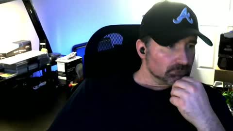Snapshot of fuzz08 chatting on 06/22/26, 07:05 fuzz08 online show from 06/22/26, 07:05