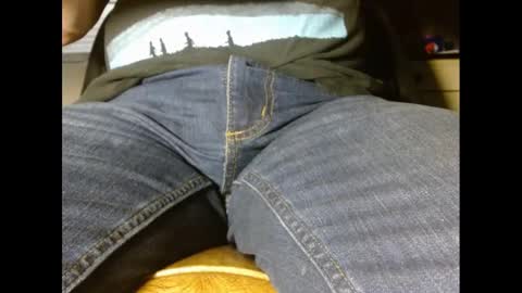 Snapshot of fuzzyblues chatting on 12/07/24, 11:12 Fuzzy Blues online show from 12/07/24, 11:12