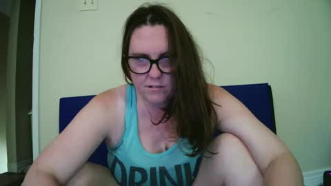 fuzzypeaches87 online show from 07/04/26, 08:59