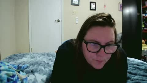 fuzzypeaches87 online show from 07/25/26, 04:32