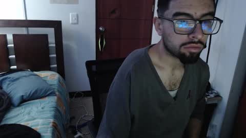 andrew online show from 11/01/25, 03:58