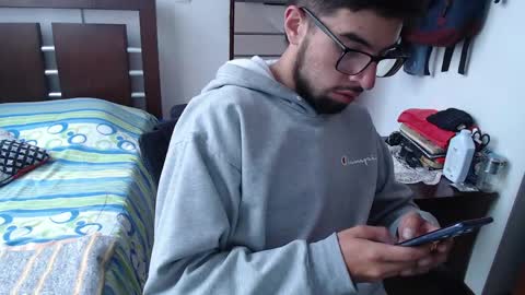 Snapshot of fvckhorneyguy chatting on 06/06/26, 07:29 andrew online show from 06/06/26, 07:29