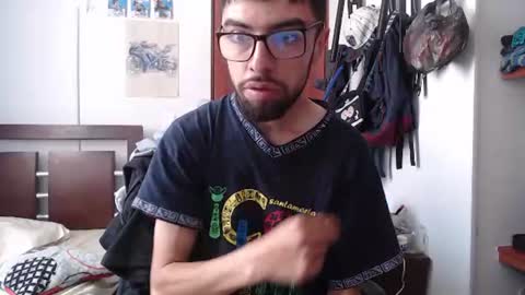 Snapshot of fvckhorneyguy chatting on 06/10/26, 03:55 andrew online show from 06/10/26, 03:55