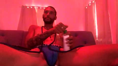 Snapshot of fvvkboyy chatting on 10/18/25, 11:27 fvvkboyy online show from 10/18/25, 11:27