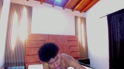 fykmor online show from 11/25/25, 08:20