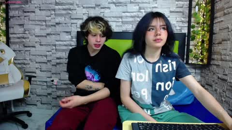  FYRE y FOX  online show from 12/19/24, 03:51