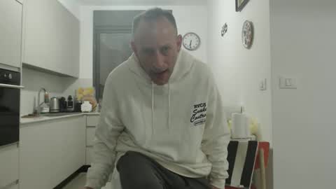 g103031910303 online show from 03/01/26, 04:36