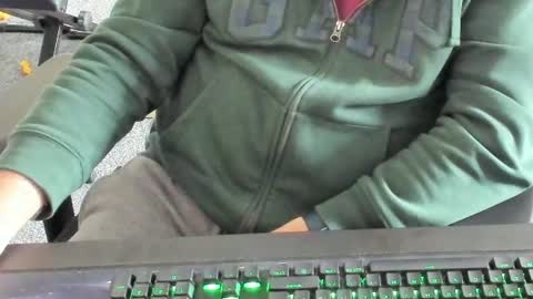 Snapshot of g10rgio chatting on 06/12/26, 12:15 g10rgio online show from 06/12/26, 12:15