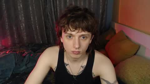 Ian online show from 11/30/25, 02:26