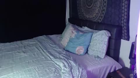 g_bella2025 online show from 01/17/26, 03:22