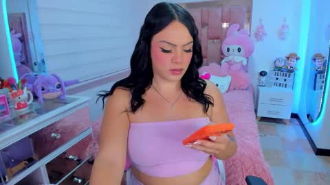 Gabriela online show from 12/19/25, 01:56