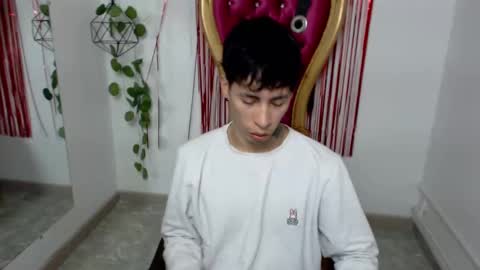 Snapshot of gaarataihen1 chatting on 02/22/25, 12:29 Gaara online show from 02/22/25, 12:29