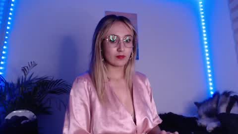 Gabriela online show from 02/07/25, 02:19