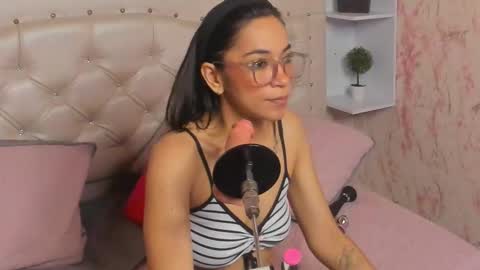 gabbieskinny online show from 11/25/25, 04:18